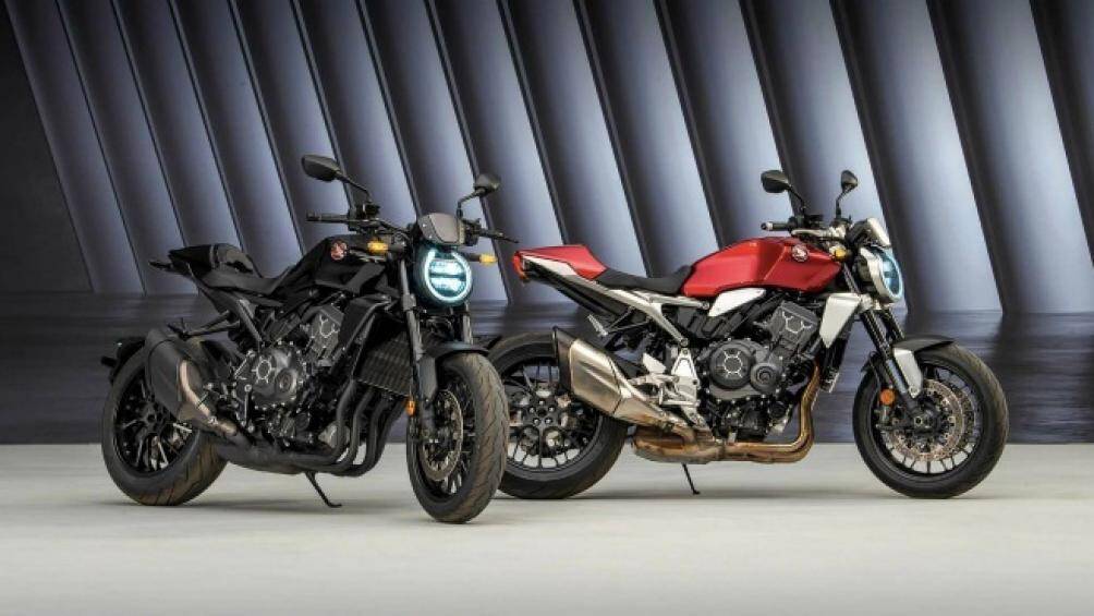 Phía cuối đèn pha đầy về phía trước tạo cho diện mạo xe trở nên ấn tượng hơn