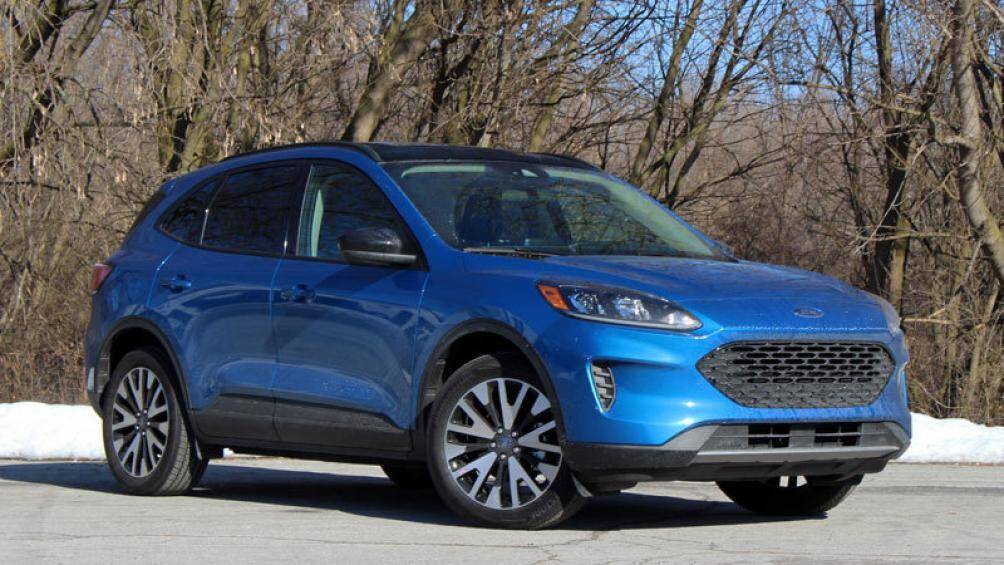10. Ford Escape 2020 (điểm tin cậy: 3,5/5)