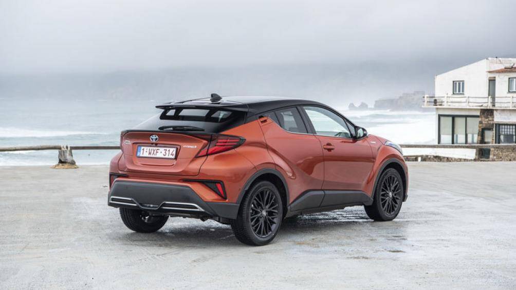 7. Toyota C-HR 2020 (điểm tin cậy: 4/5)