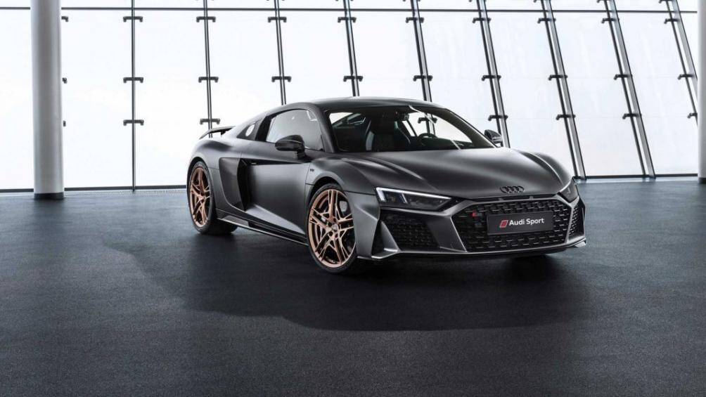 1. Audi R8 V10 Decennium (tốc độ tối đa 331 km/h)