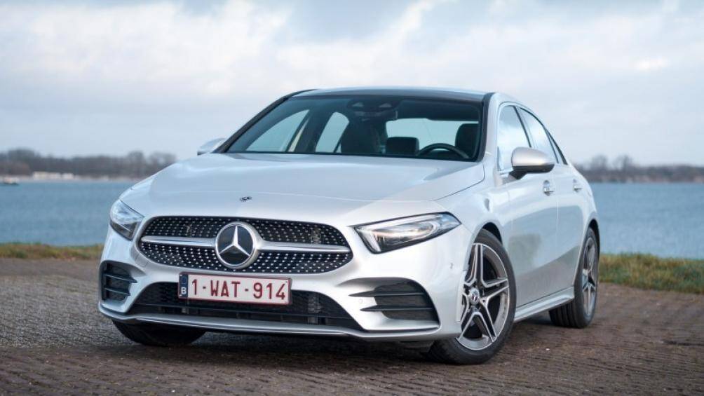 Tại Thái Lan, Mercedes-Benz A-Class sedan sẽ được lắp ráp và phân phối hai phiên bản A200 với giá bán dễ tiếp cận với người dùng
