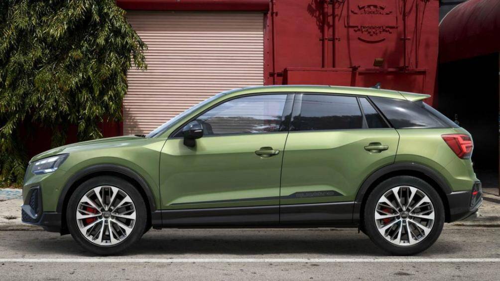 Xe có khả năng tăng tốc từ 0-100 km/h trong 4,8 giây, trước khi đạt vận tốc tối đa 250 km/h được giới hạn điện tử