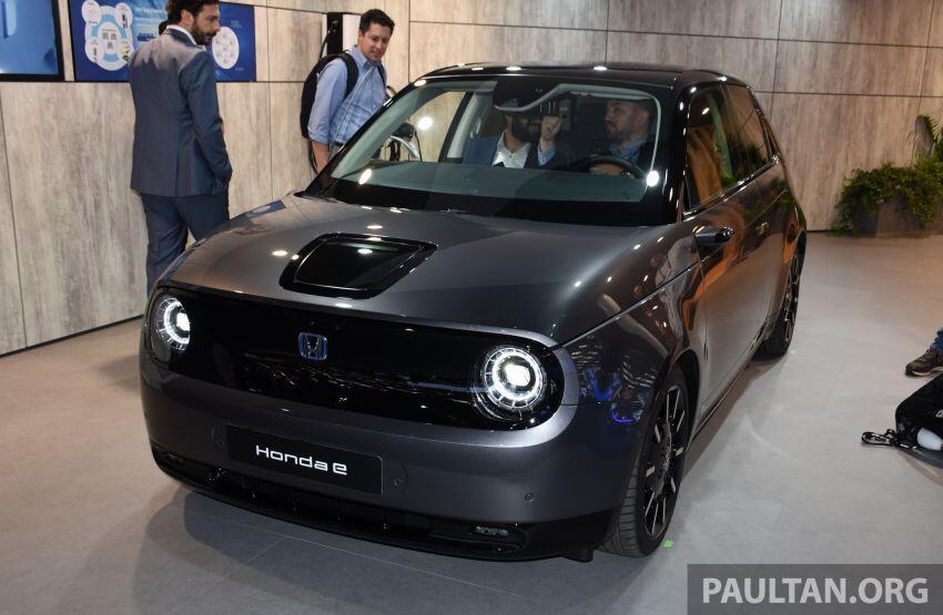 Ra mắt hồi đầu năm nay, Honda e là một mẫu xe quan trọng trong nỗ lực điện khí hoá toàn bộ danh mục sản phẩm của hãng tại châu Âu vào năm 2022