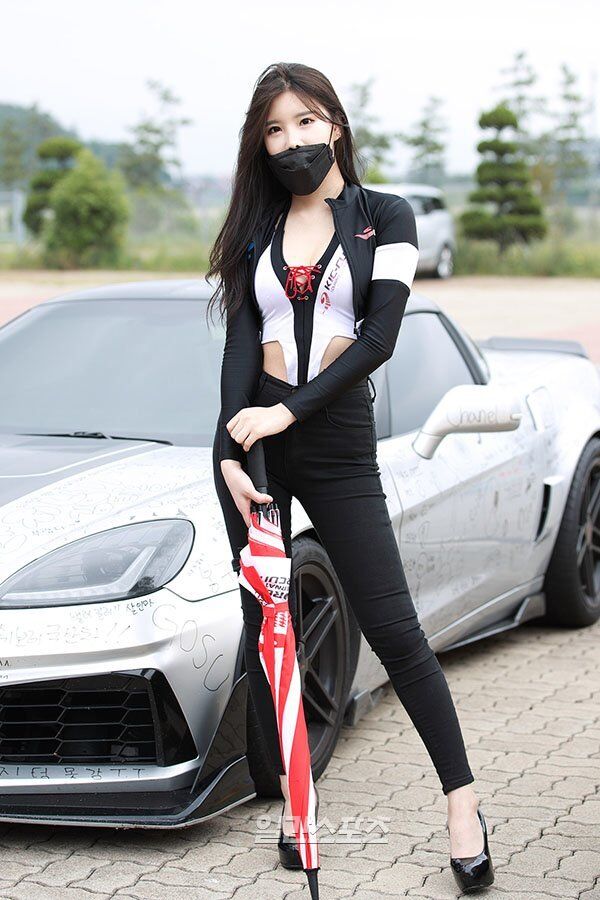 Một số hình ảnh hấp dẫn khác của dàn người mẫu tại Kic-Cup 2020