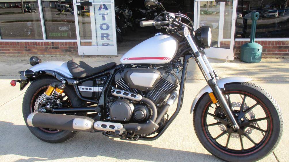 5. Yamaha Bolt R-Spec (giá: 8.399 USD)