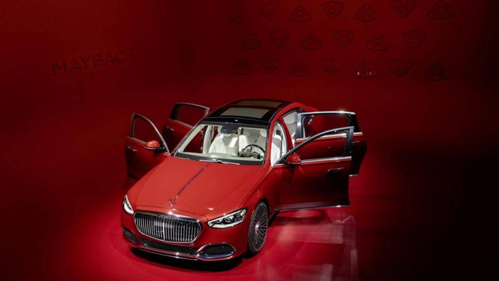 Phiên bản S-Class Maybach thế hệ mới này mang tới sự ấn tượng về độ sang trọng, hoàn hảo từ ngoài vào trong