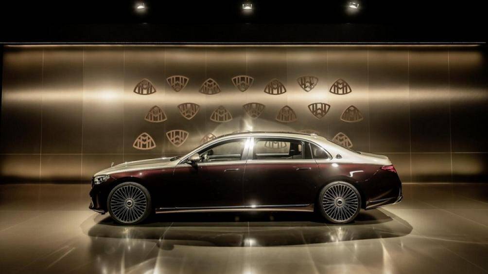 Thêm vào đó, Mercedes-Benz cũng đem tới cho S-Class Maybach những tùy chọn mâm xe mới với thiết kế sang trọng hơn