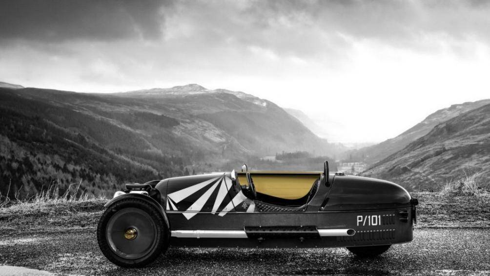 Gói trang trí The Aviator được lấy cảm hứng từ các họa tiết trên máy bay RAF trong Thế chiến thứ hai