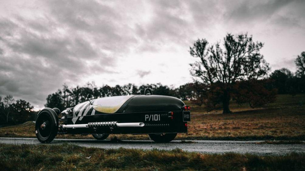 Hơn nữa, Morgan còn đem tới cho khách hàng mua P101 lựa chọn 4 gói trang trí ngoại thất độc đáo là Belly Tank, The Dazzleship, The Aviator, The Race Car