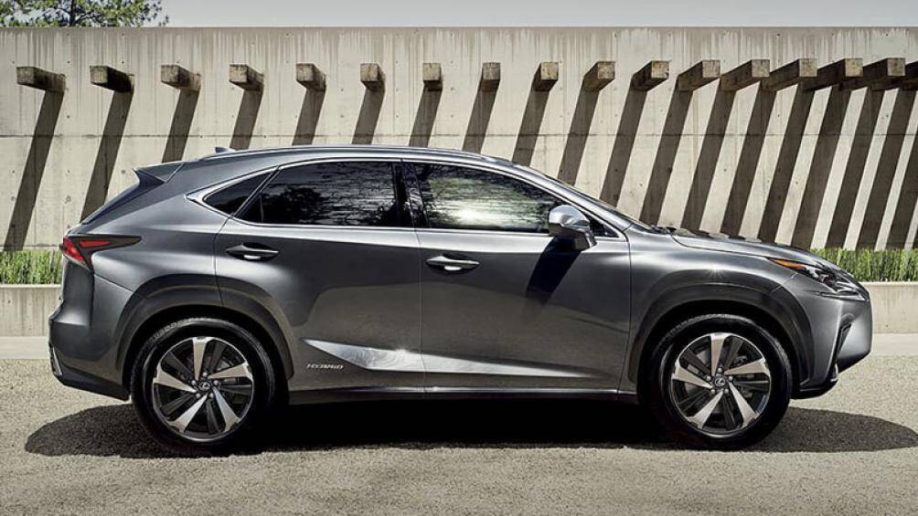 7. Lexus NX Hybrid 2020 (mức tiêu thụ nhiên liệu: 9,1 lít/100 km)