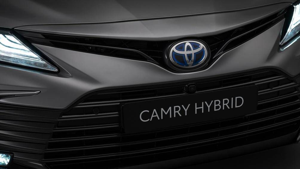 Theo kế hoạch, Toyota Camry Hybrid 2021 sẽ bán ra tại thị trường Châu Âu từ quý I năm 2021, giá xe sẽ được công bố cùng thời điểm đó