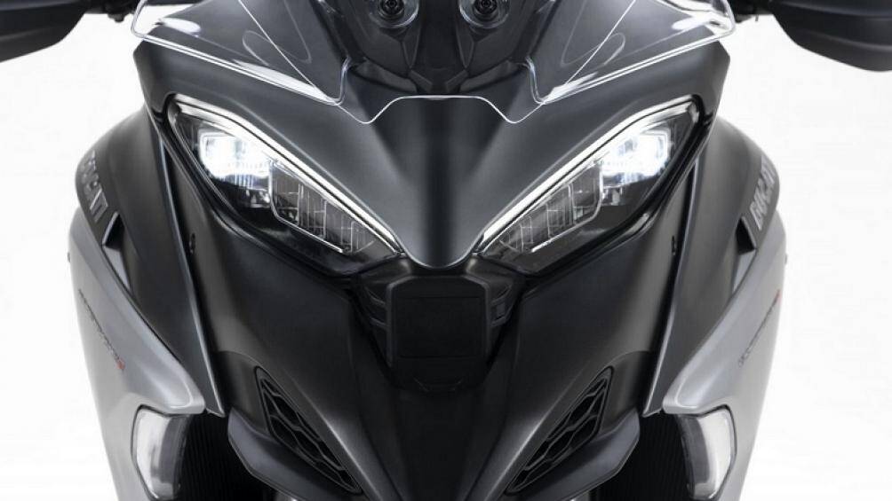 Cụm đèn chiếu sáng, đèn định vị và đèn hậu LED có thiết kế sắc sảo hơn