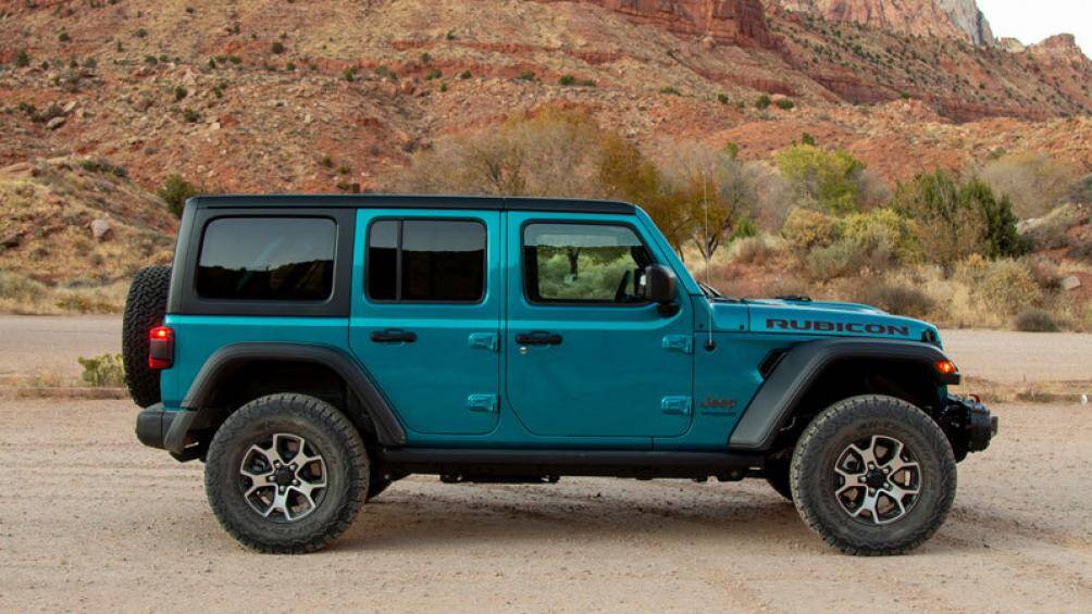 10. Jeep Wrangler (giá khởi điểm: 28.295 USD)