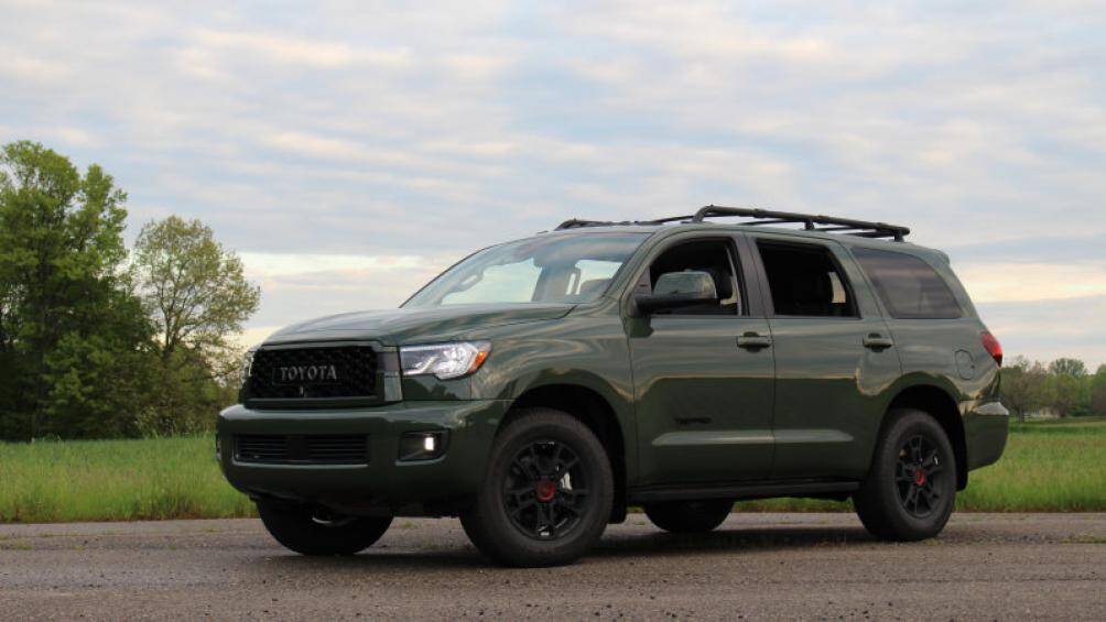 2. Toyota Sequoia 2020 (sức chứa khoang hành lý khi gập 2 hàng ghế sau: 3.401 lít)
