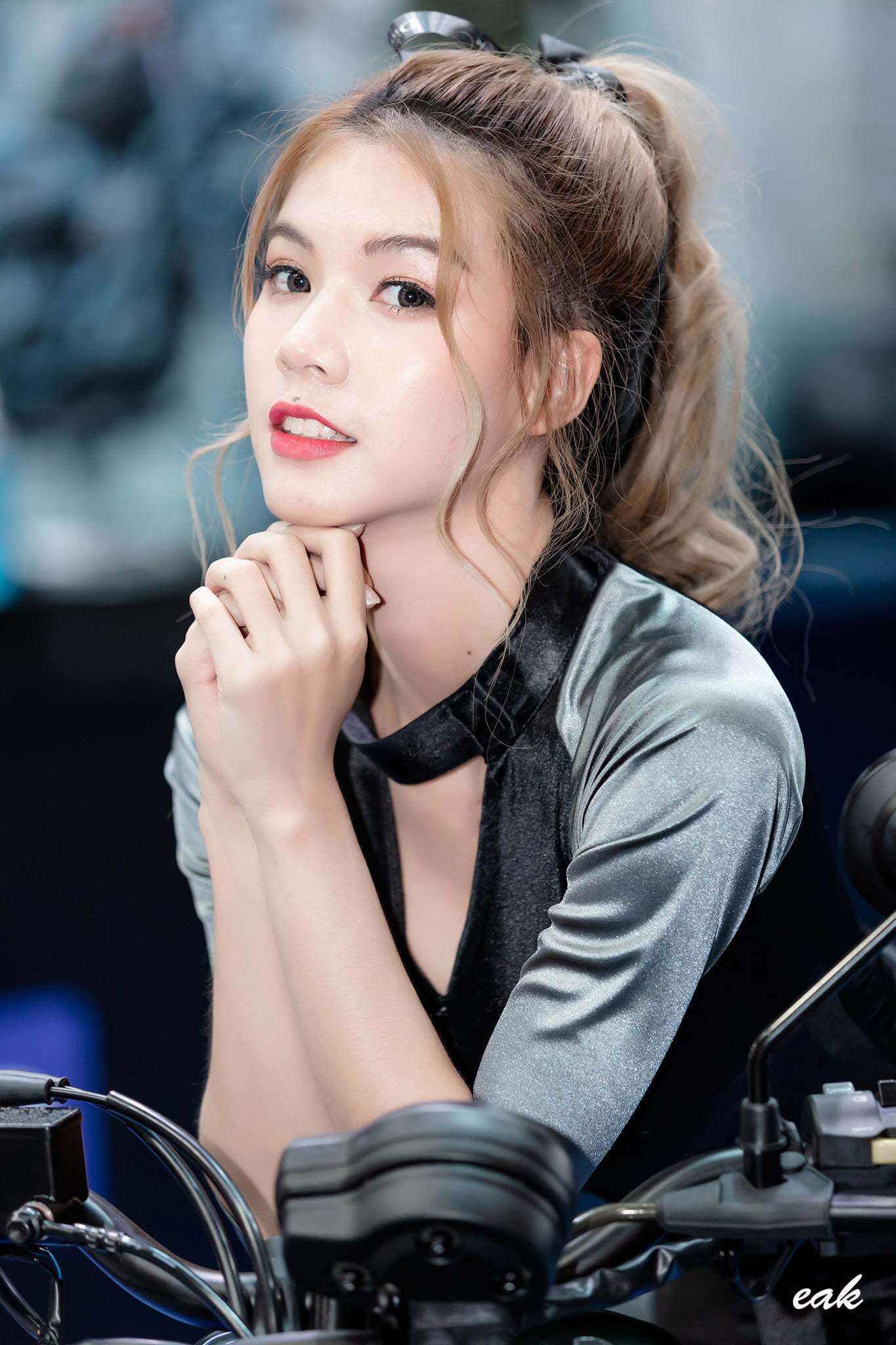 Khuôn mặt xinh đẹp không góc chết