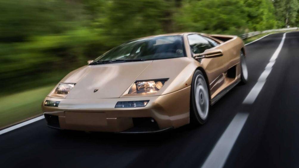 Vào năm 1985, Lamborghini lên kế hoạch cho một mẫu xe nhằm thay thế Countach huyền thoại và dự án đó được đặt là Project 132