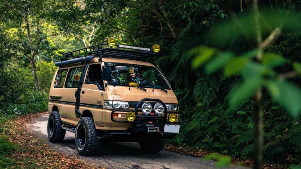Thay vì việc sử dụng Delica như một chiếc xe chở khách thông thường thì nó đã được độ thành một chiếc xe Off-road kiêm motorhome tiện nghi
