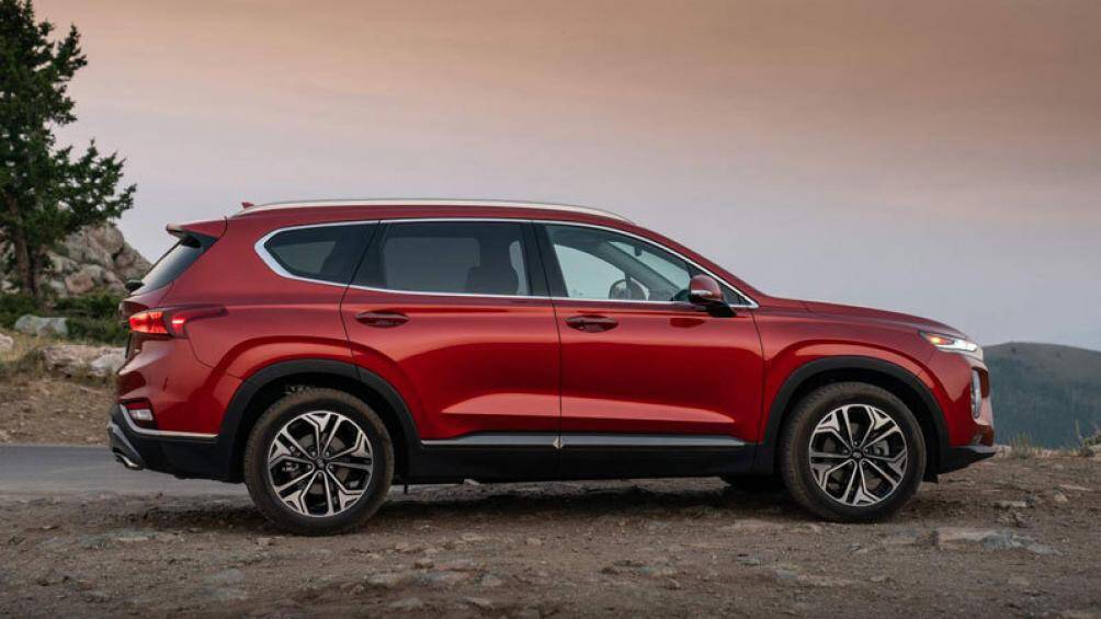 2. Hyundai SantaFe 2020 (giá khởi điểm: 26.275 USD)