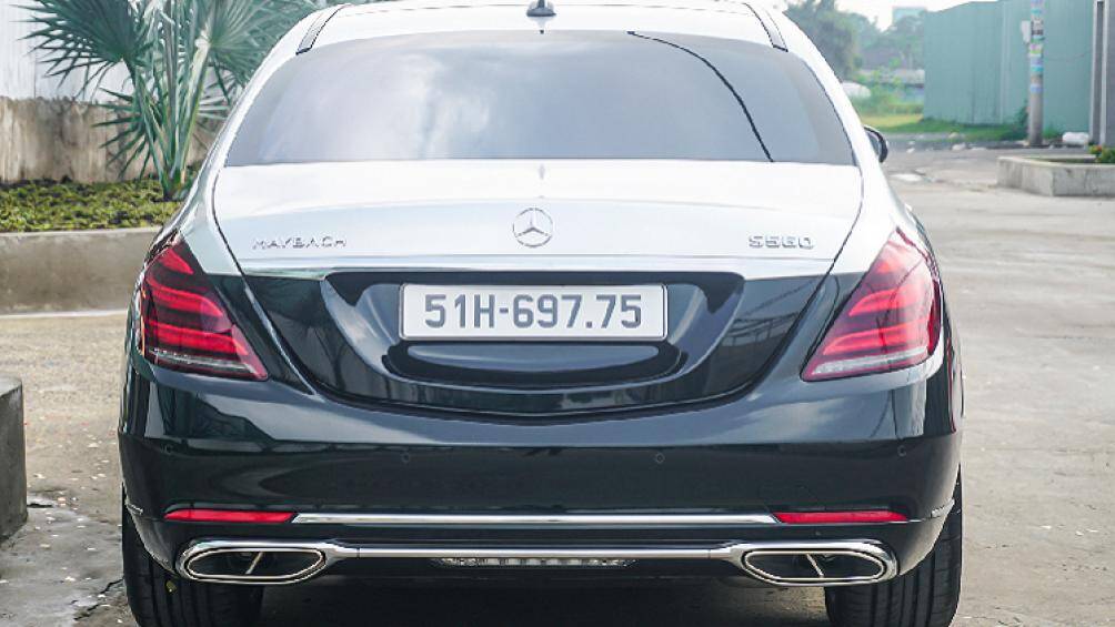Mẫu xe siêu sang Mercedes-Maybach S560 4MATIC có khả năng tăng tốc từ 0 – 100 km/h chỉ trong 4,9 giây, trước khi đạt vận tốc tối đa ở 250 km/h