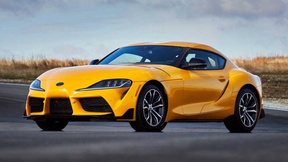 3. Toyota Supra 2021 (điểm tổng thể: 8,4/10, giá khởi điểm: 42.990 USD)