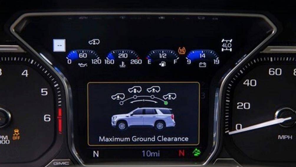 Mẫu SUV full-size nhập khẩu tư nhân từ Mỹ về Việt Nam, đã qua sử dụng và được đại lý rao bán giá xe GMC Yukon XL Denali 2021 gần 5 tỷ đồng