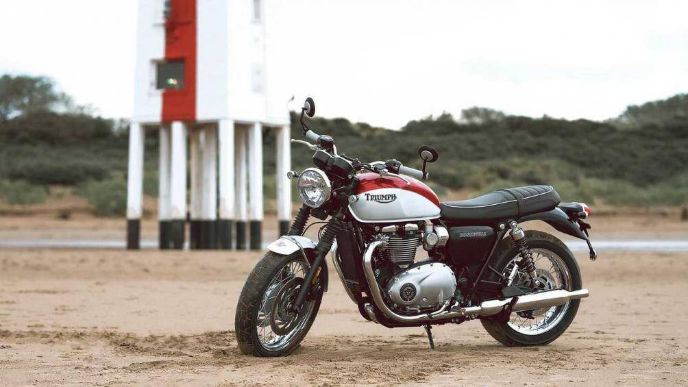 2. Triumph Bonneville T120