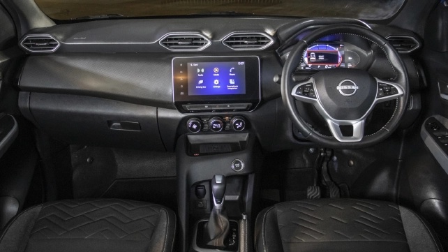 Nissan Magnite có bảng điều khiển trung tâm nổi bật với màn hình thông tin giải trí 8 inch tương thích Android Auto và Apple CarPlay