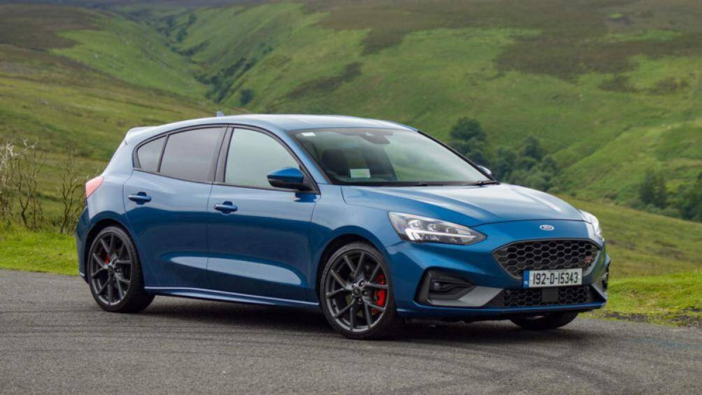 5. Ford Focus (doanh số: 182.492 chiếc)