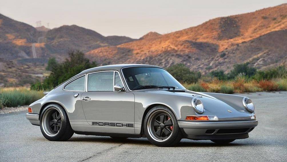 Porsche 911 và bộ mâm xe "Fuchs wheel" được làm bằng nhôm đúc nguyên khối đầu tiên trên thế giới