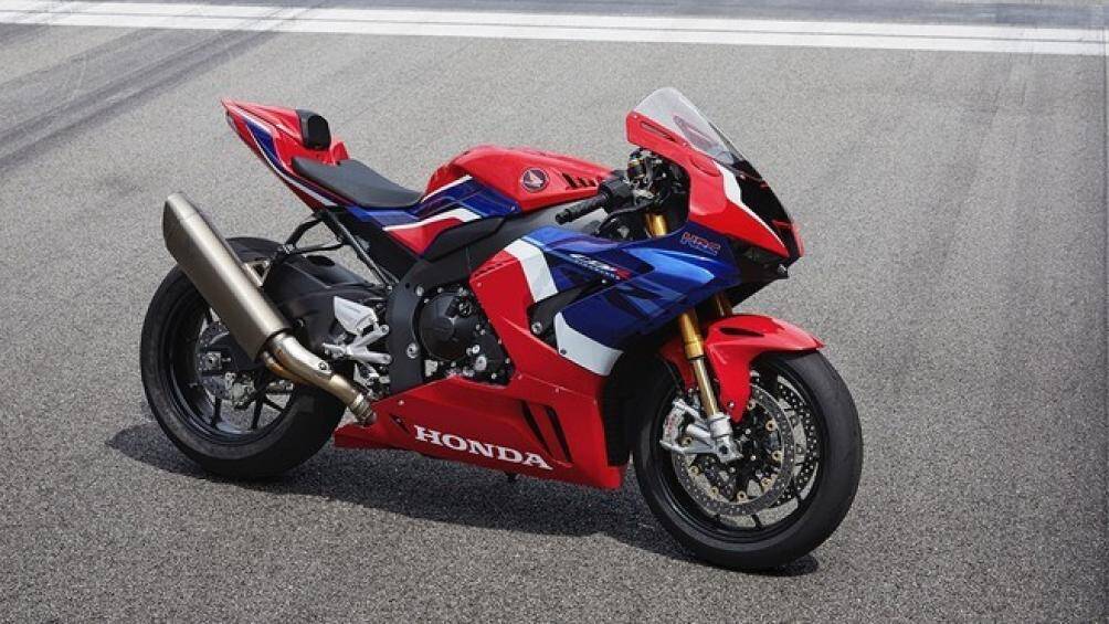 6. Honda CBR1000RR-R Fireblade SP
