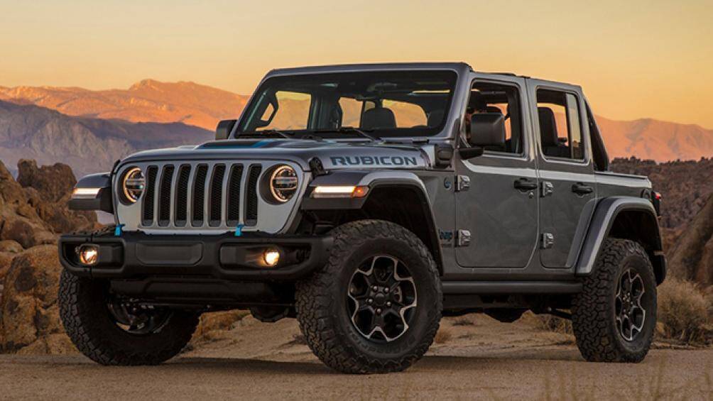 Hãng xe Jeep vừa công bố giá của dòng SUV Wrangler biến thể hybrid cắm sạc (plug-in hybrid, PHEV) tại thị trường Mỹ