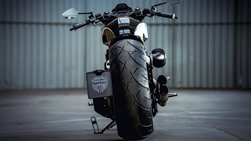 Theo một số người trong nghề đánh giá, dựa vào các chi tiết bổ sung được liệt kê thì giá xe Harley-Davidson GP S Le Mans có thể lên đến 49.000 USD (1,13 tỷ đồng)