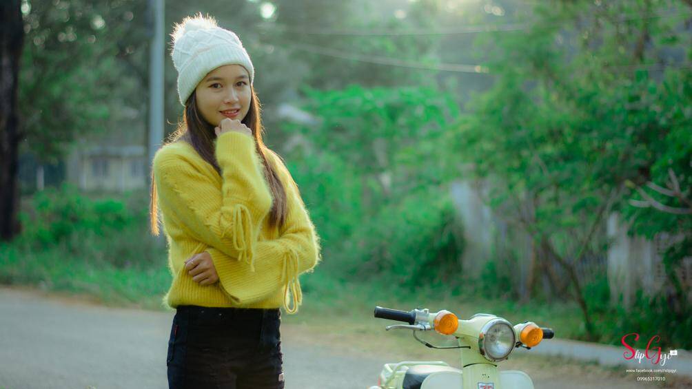 Tự tin khoe vẻ đẹp trong trẻo