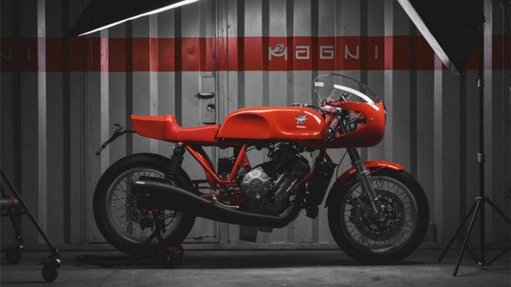 Mẫu xe cổ điển tuyệt đẹp theo phong cách Cafe Racer có tên Magni Italia 01/01 vừa được giới thiệu bởi nhà sản xuất xe nhỏ Magni tại nước Ý