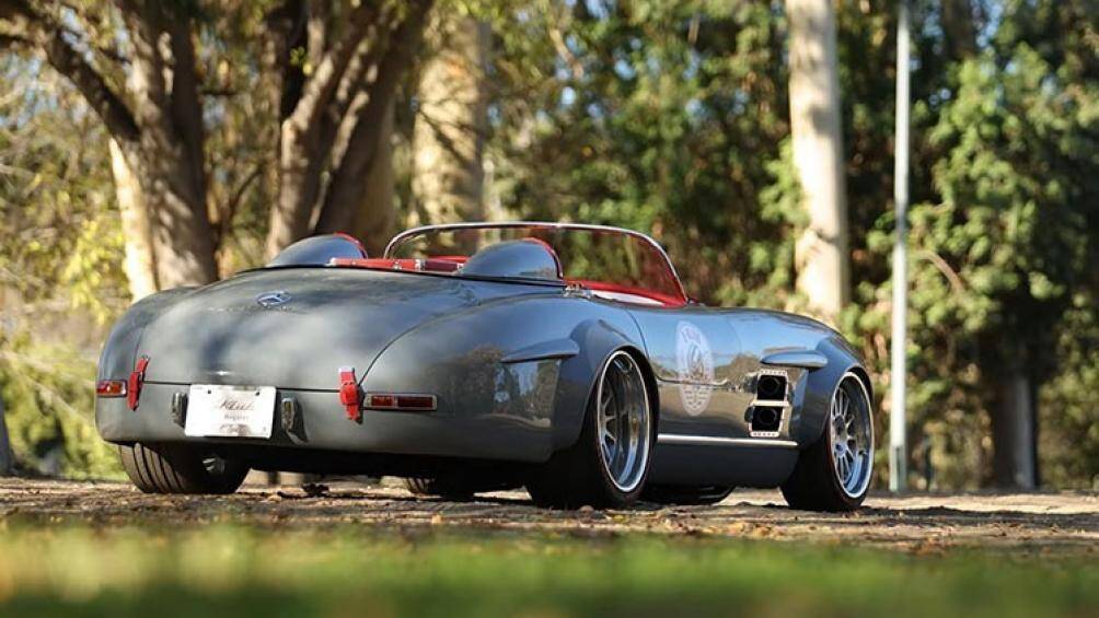 Mercedes chỉ bán 3.258 chiếc 300 SL nên tới nay chỉ rất ít xe còn được lưu hành