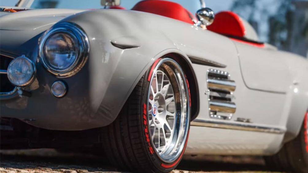 Toàn bộ dự án được hoàn thành trong 4 tháng, bắt đầu với một khung vỏ trần của 300 SL được thiết kế lại tỉ mỉ dựa trên những hình ảnh render chi tiết