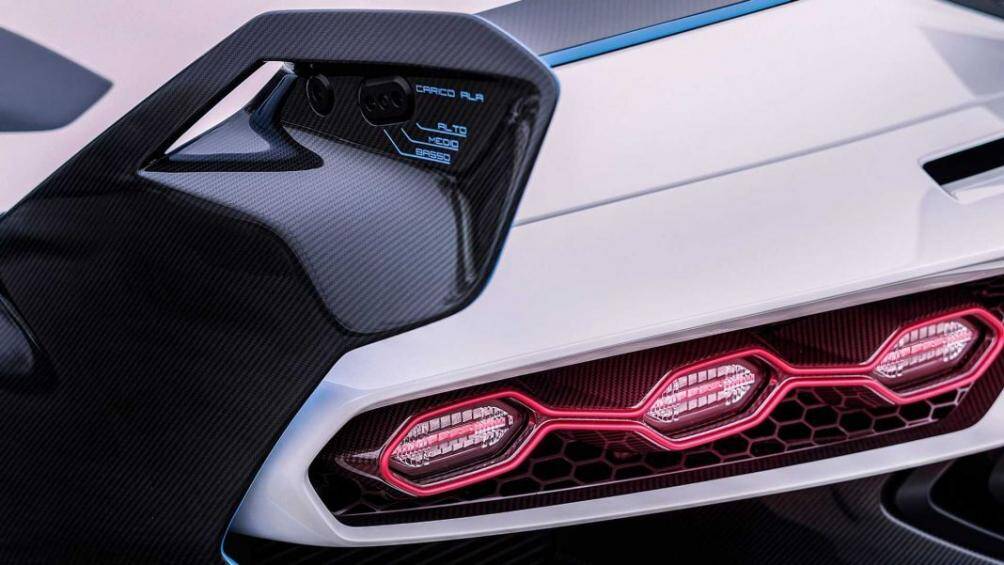 Lamborghini SC20 vẫn được trang bị khối động cơ V12 hút khí tự nhiên, dung tích 6,5 lít sản sinh công suất 770 mã lực