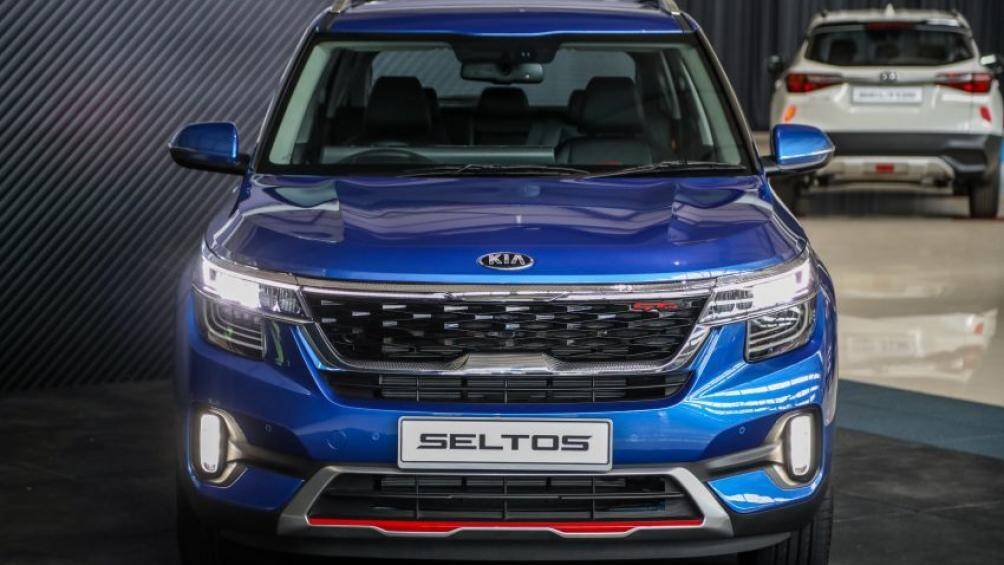 Trên phiên bản cao cấp GT-Line, xe được trang bị hệ thống đèn Full-LED, hoạ tiết lưới tản nhiệt và mâm xe mới, logo GT-Line riêng biệt...