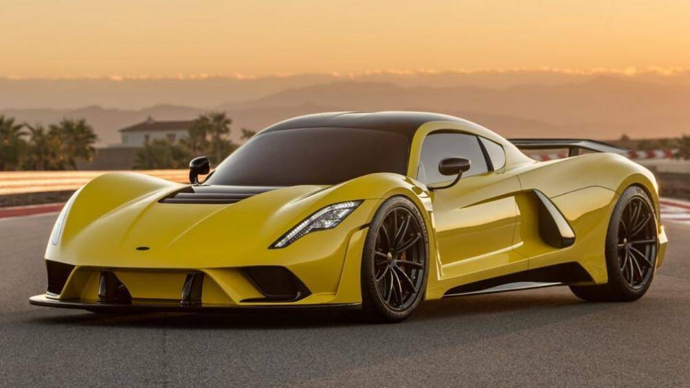 6. Hennessey Venom F5 (vận tốc tối đa: 483 km/h)