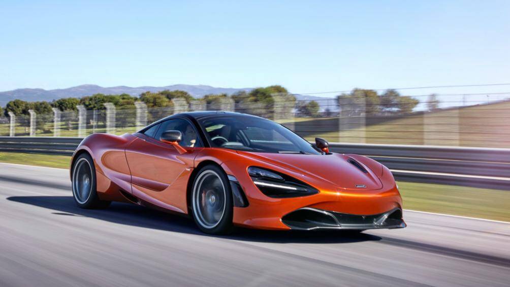 9. McLaren 720S Coupe 2019 (thời gian tăng tốc từ 0-96 km/h: 2,6 giây)