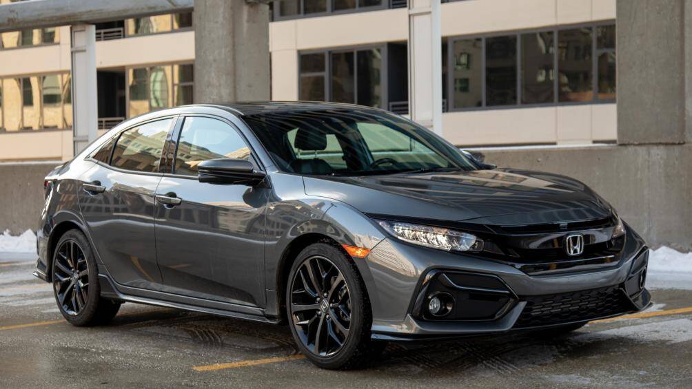 8. Honda Civic (261.225 xe)