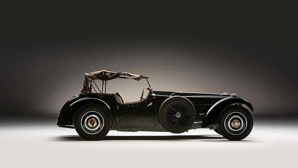 Vào ngày 19/2 tới đây, chiếc xe cổ mang tên Bugatti Type 57S 1937 sẽ được mang ra đấu giá chính thức sau 50 năm cất giữ
