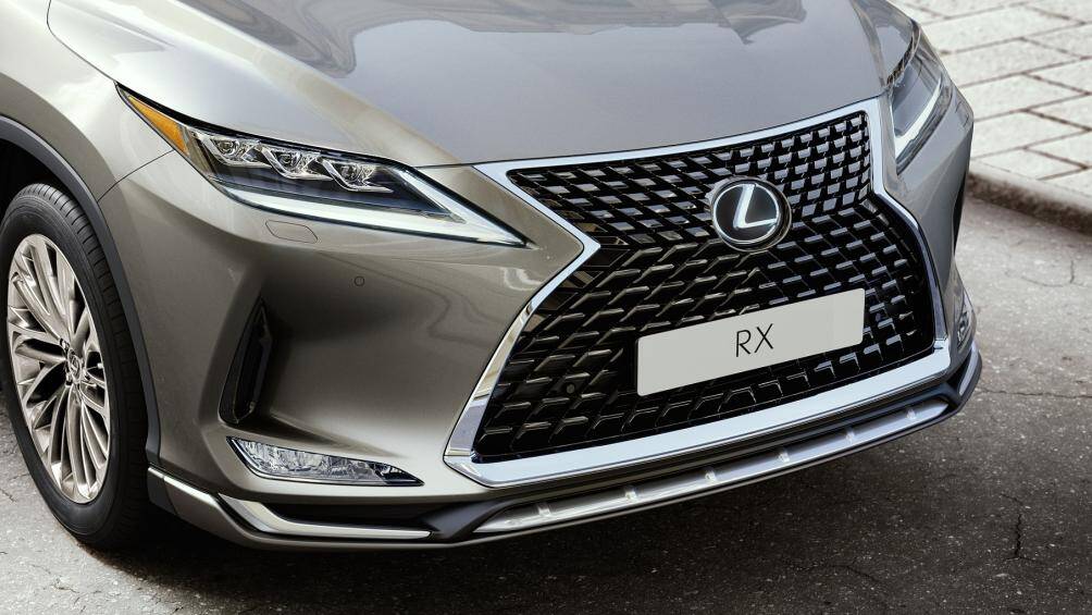 Xe có 4 tùy chọn màu ngoại thất gồm trắng, xám, đen và đỏ