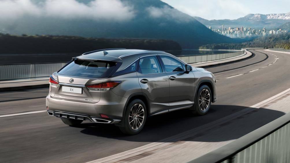 Cả hai phiên bản đặc biệt này đều được trang bị hệ thống an toàn Lexus + vô cùng an toàn