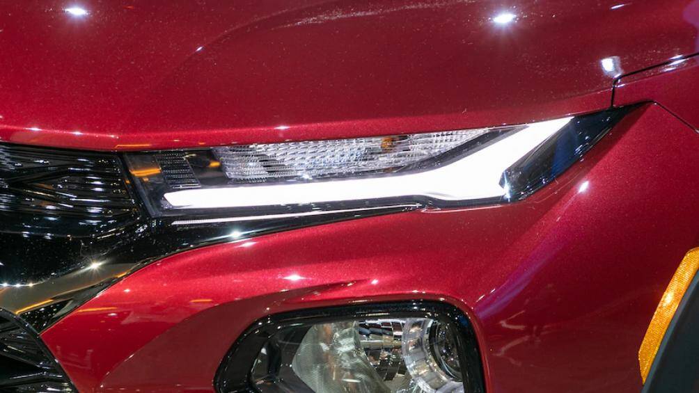 Phiên bản nổi bật nhất là RS mang phong cách thể thao với bộ lưới tản nhiệt kích thước lớn cùng logo Chevrolet được sơn đen