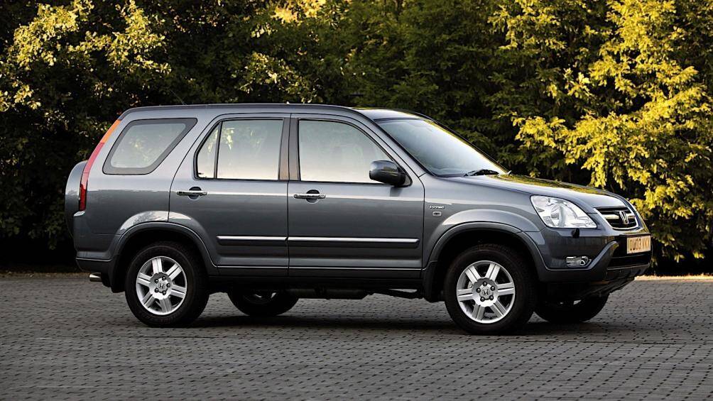 9. Honda CR-V (12,4% chủ sở hữu sử dụng xe từ 15 năm trở lên, cao hơn 1,7 lần so với mức trung bình)