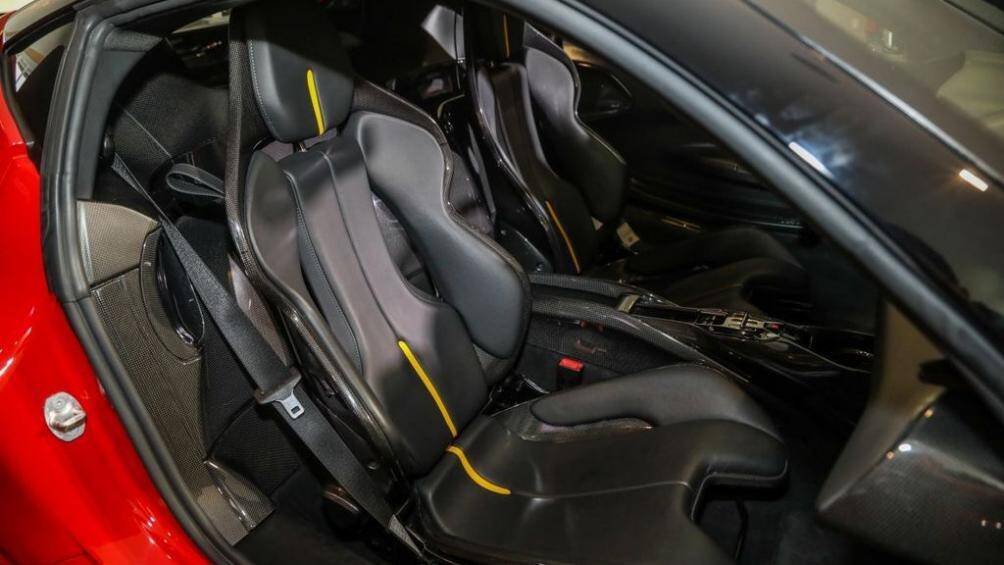Hiện đã có một đại gia Việt đặt mua Ferrari SF90 Stradale thông qua diện nhập khẩu không chính hãng. Ước tính hơn 1 tháng nữa, xe sẽ về nước