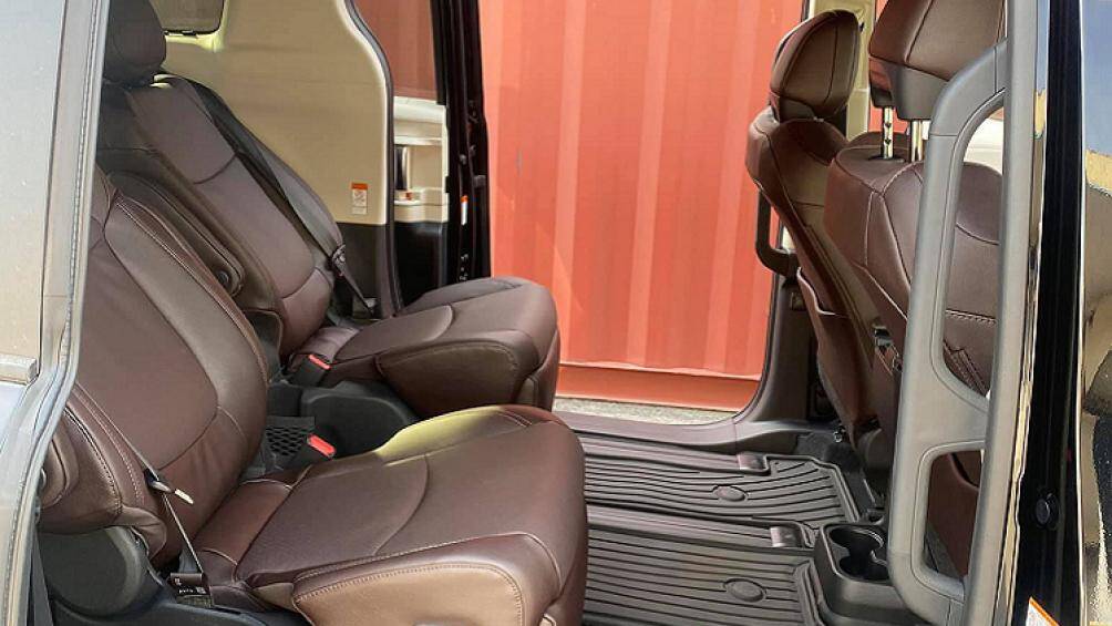 Cụm công cụ kỹ thuật số 7.0 inch phía sau vô-lăng, Bản Platinum có hiển thị trên kính lái HUD