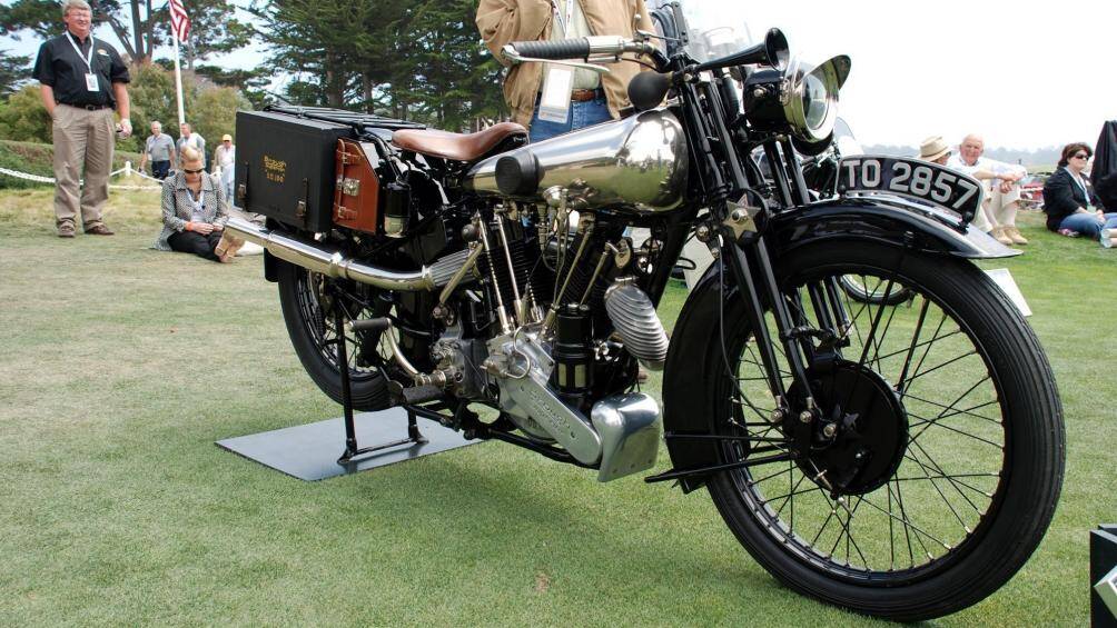 5. Brough Superior SS100 1926 có giá lên tới 452.234 USD (10,43 tỷ đồng). Xe vẫn còn nguyên số khung, biển số và động cơ vẫn còn trong tình trạng tốt