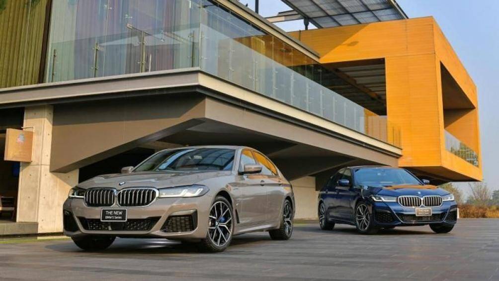 Trình làng từ tháng 5/2020 nhưng đến nay BMW 5 Series mới được ra mắt tại Thái Lan với 3 biến thể: 520d M Sport, 530e Elite và 530e M Sport